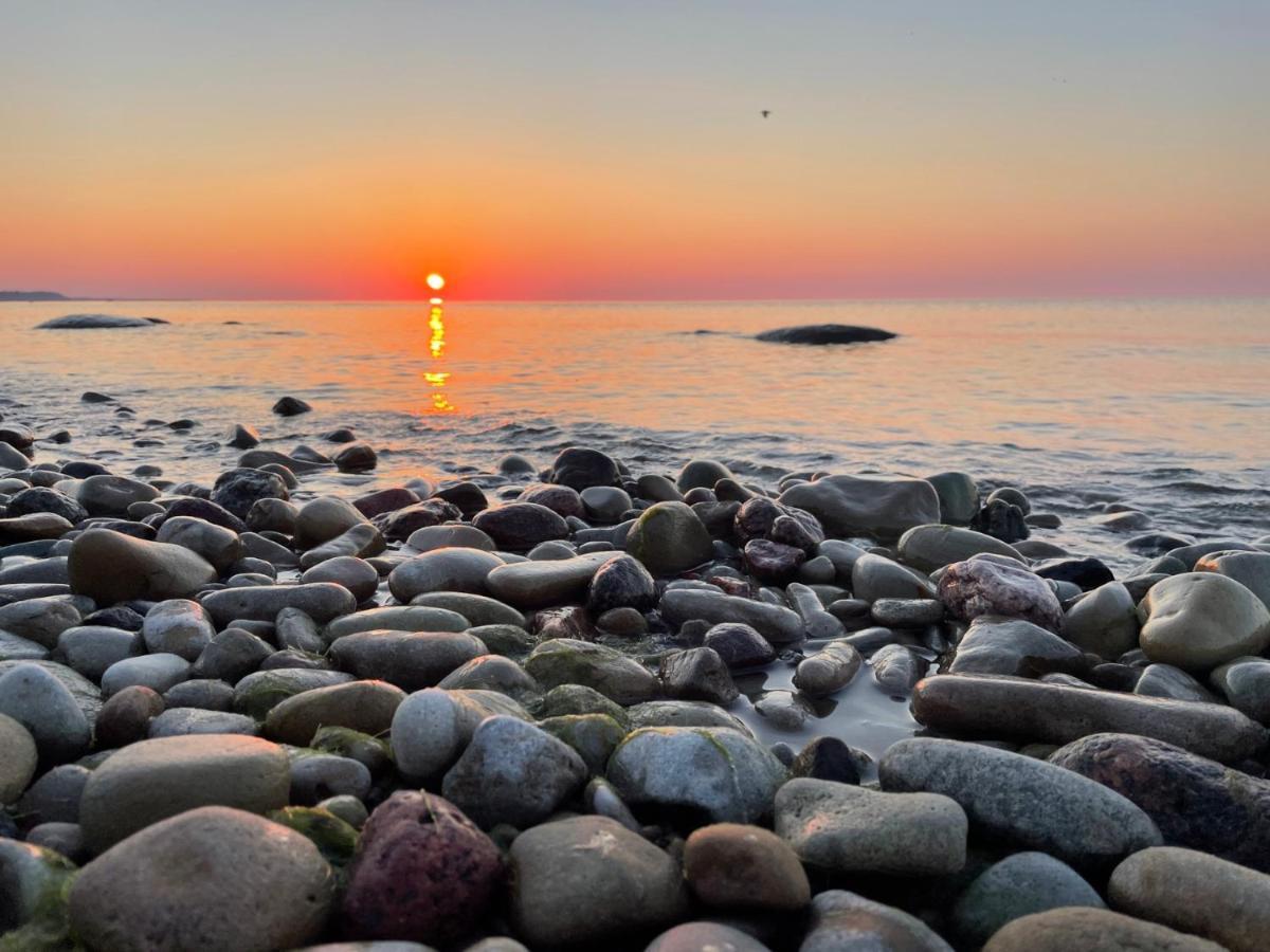 Mereaeaere Glamping Ja Rannamaja Liimala Dış mekan fotoğraf