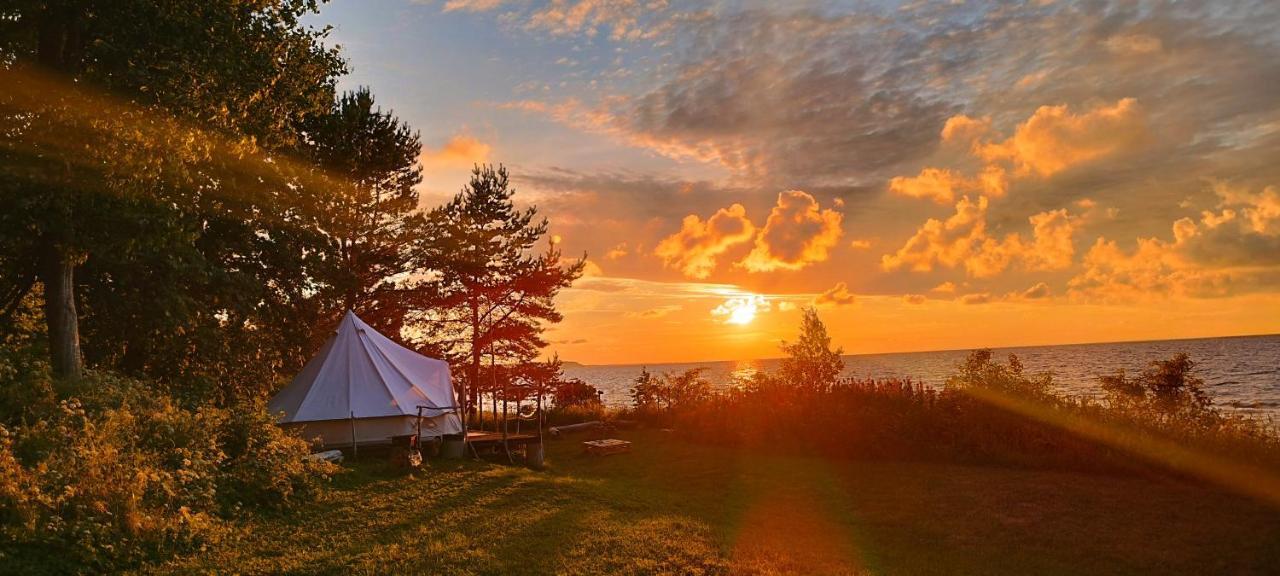 Mereaeaere Glamping Ja Rannamaja Liimala Dış mekan fotoğraf
